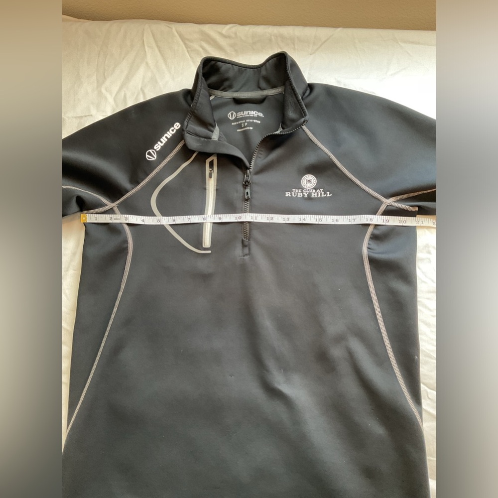 Sunice Black Golf Performance Pullover - image 5